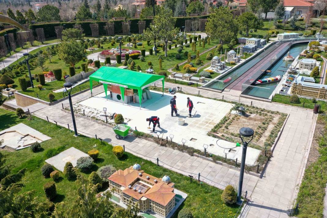 Zamanın yeşil aktığı Meram'da hummalı yaz hazırlığı! İşte karelerle o çalışmalar 6